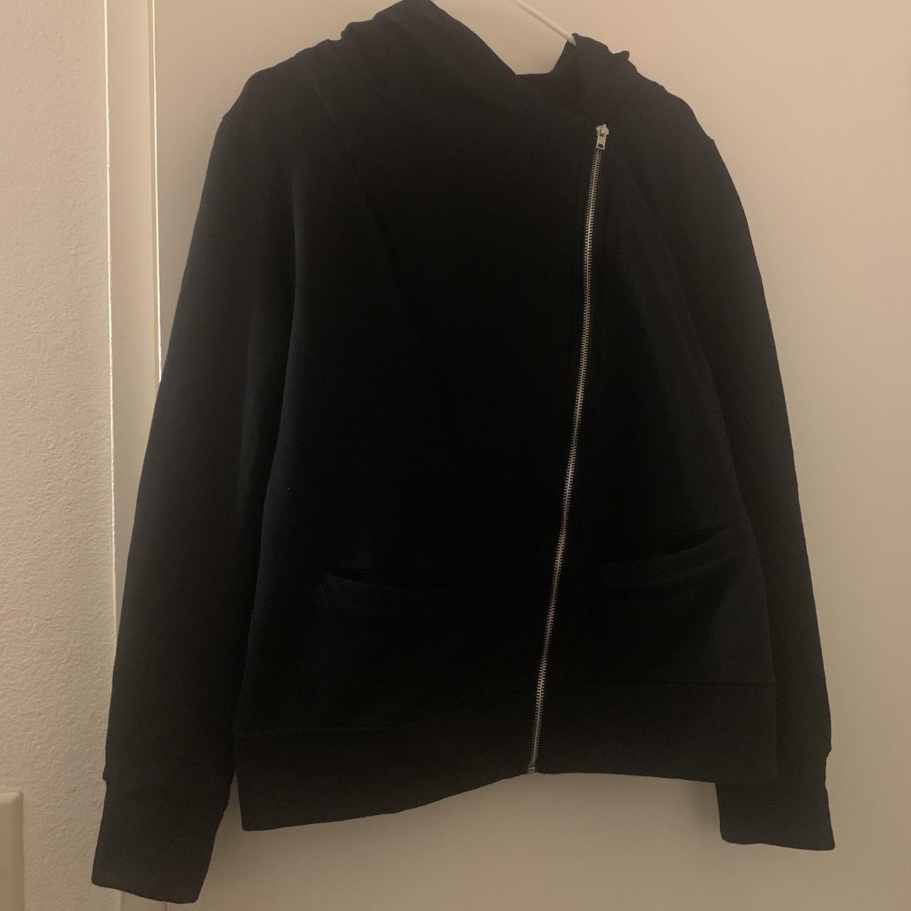 great alternative to the rick owens mountain... - Depop