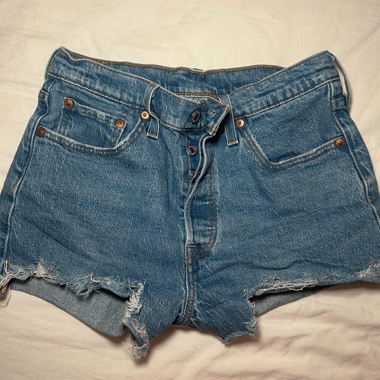 item listed by yaslyngarcia17