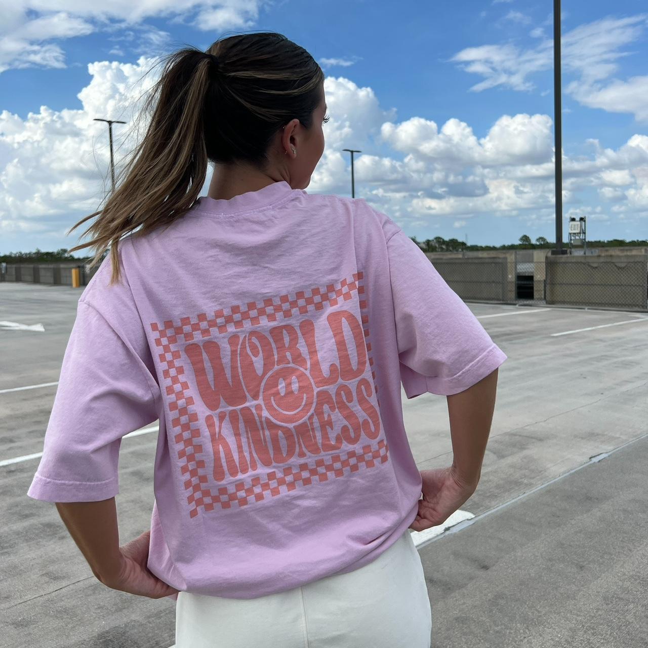 Women's Orange and Pink T-shirt | Depop