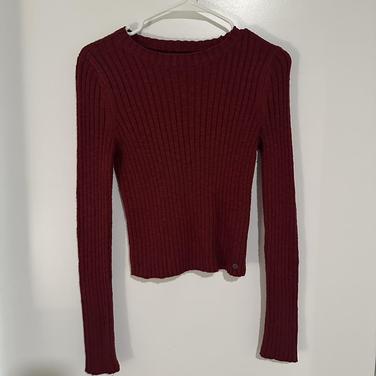 Hollister deals maroon sweater