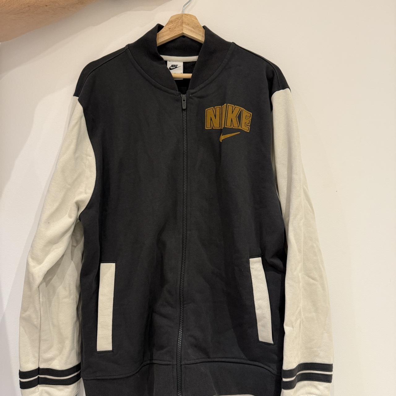 item listed by stoobsmoorez