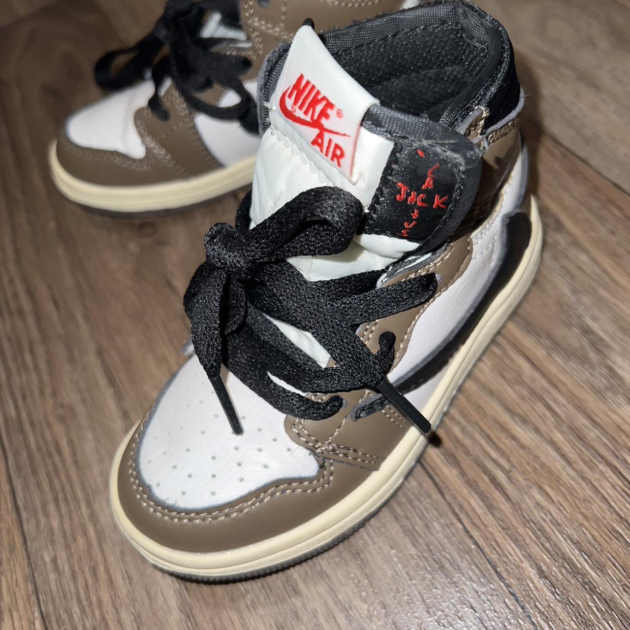 nike by you high tops