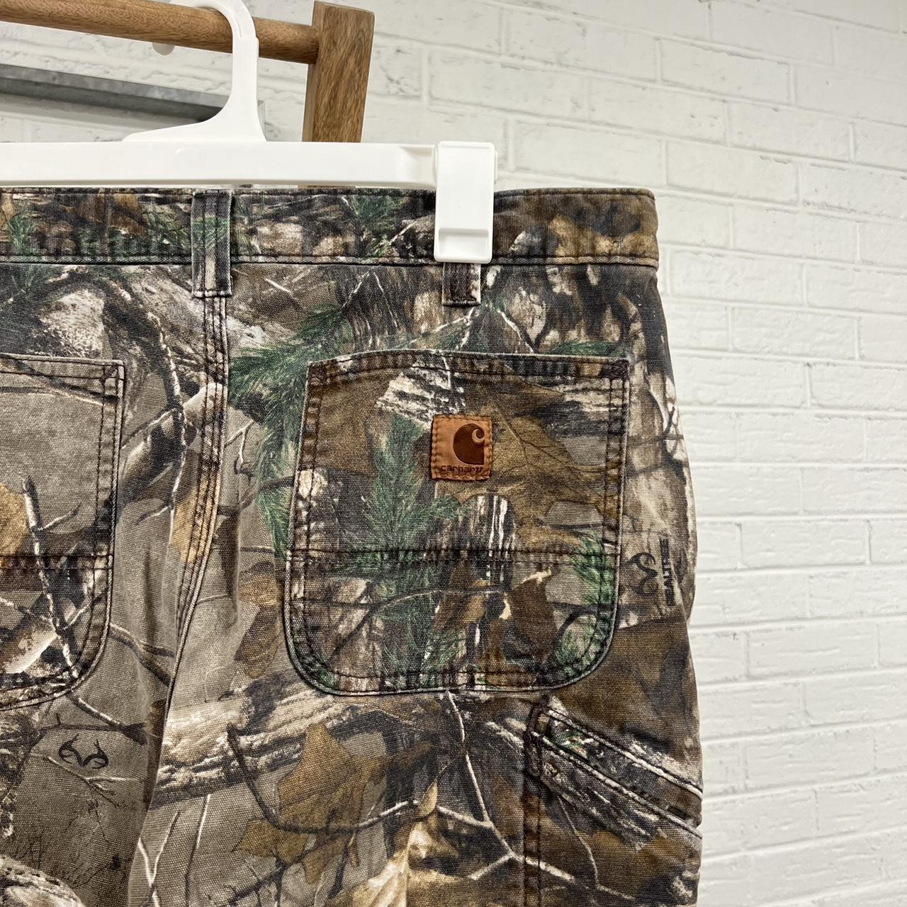 Camo Carhartt Pants 32x30 - Depop