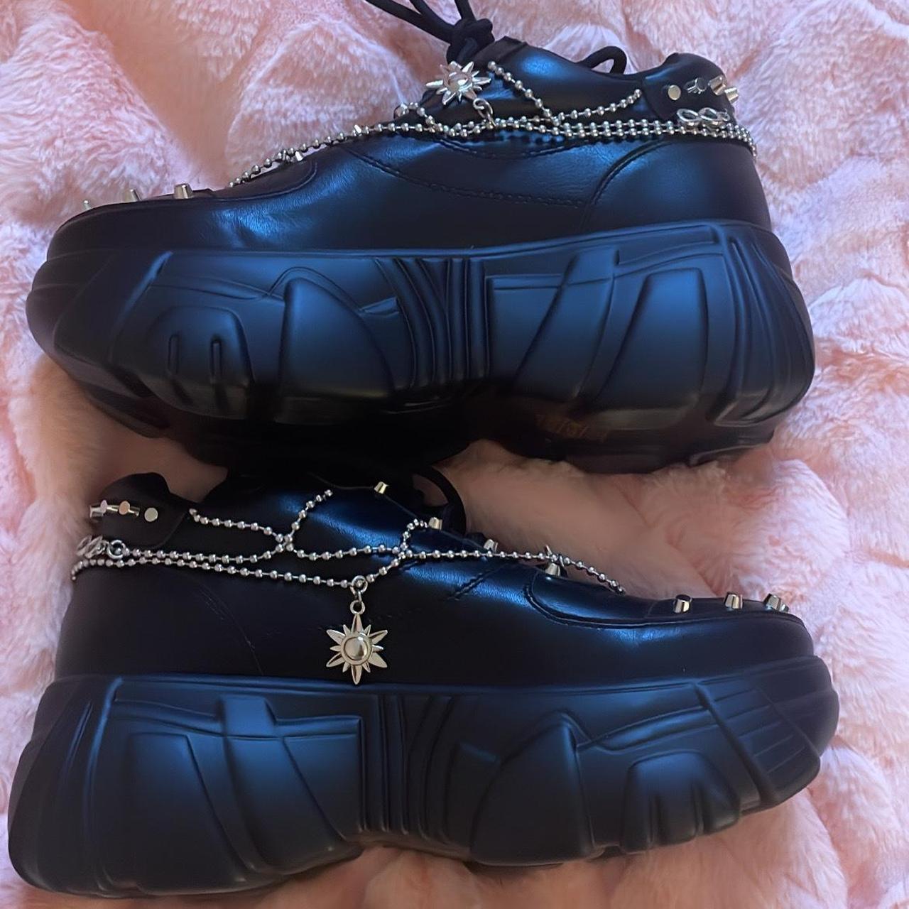 koi jinx mystic charm black platform shoes