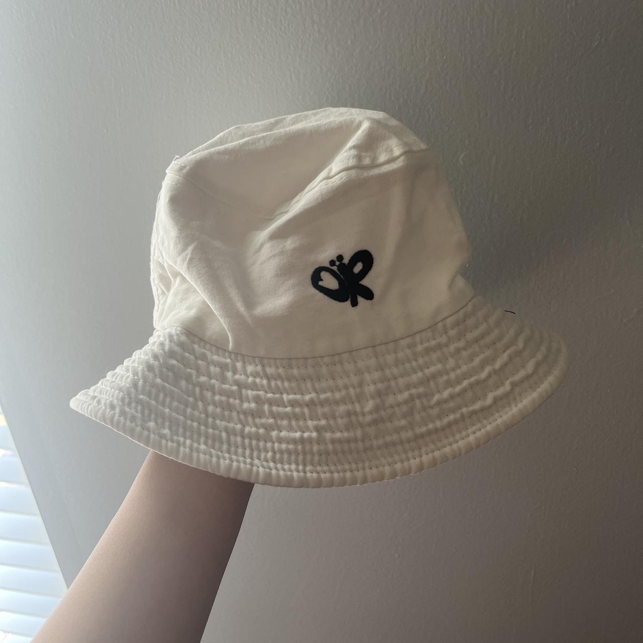 Olivia Rodrigo bucket hat💜🤍 NO PAYPAL never... - Depop