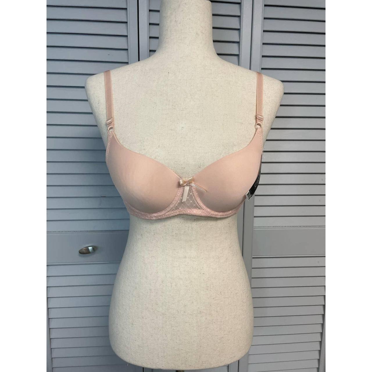 Mamia Lingerie peach pale pink underwire padded demi - Depop
