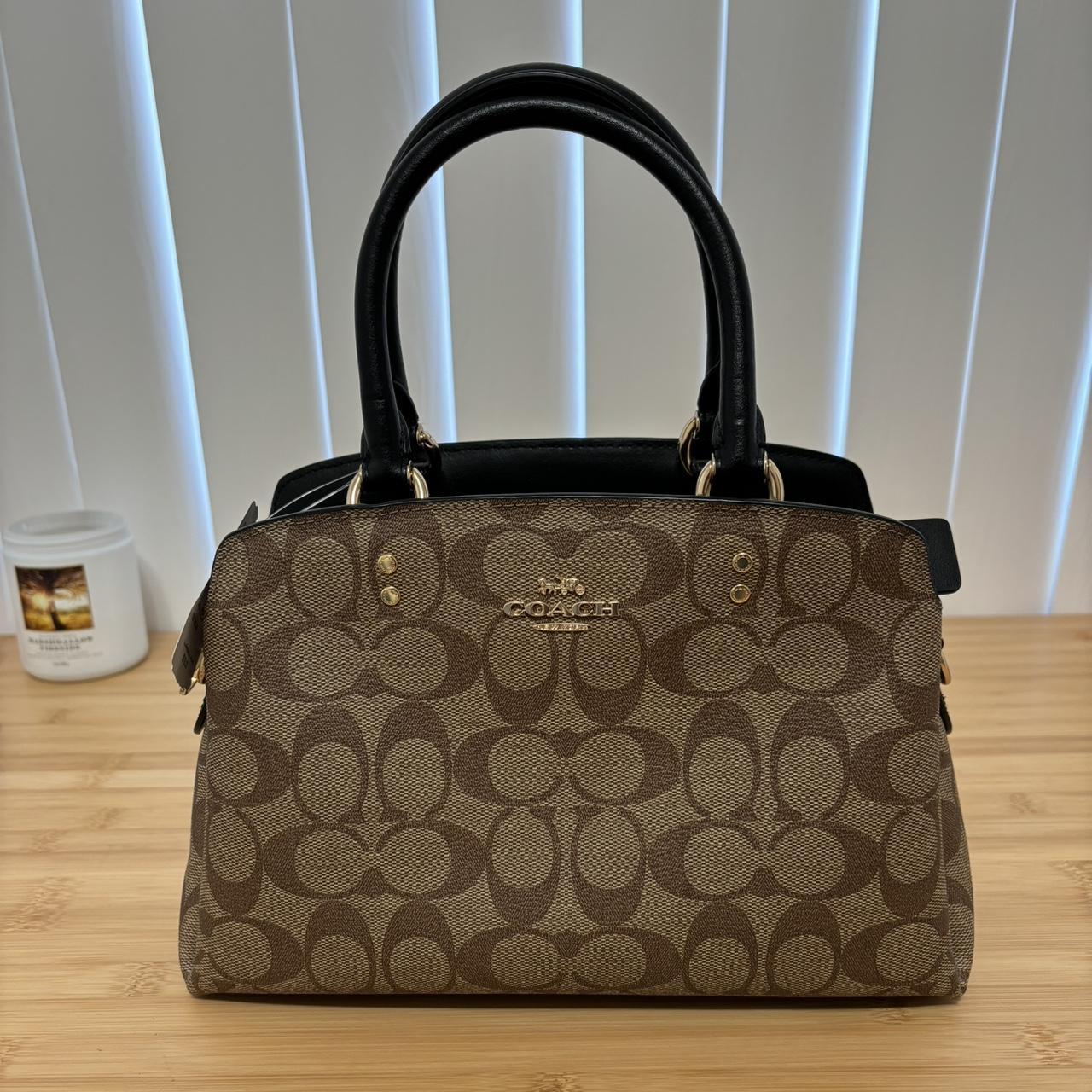 Coach Mini shops Lilie Carryall