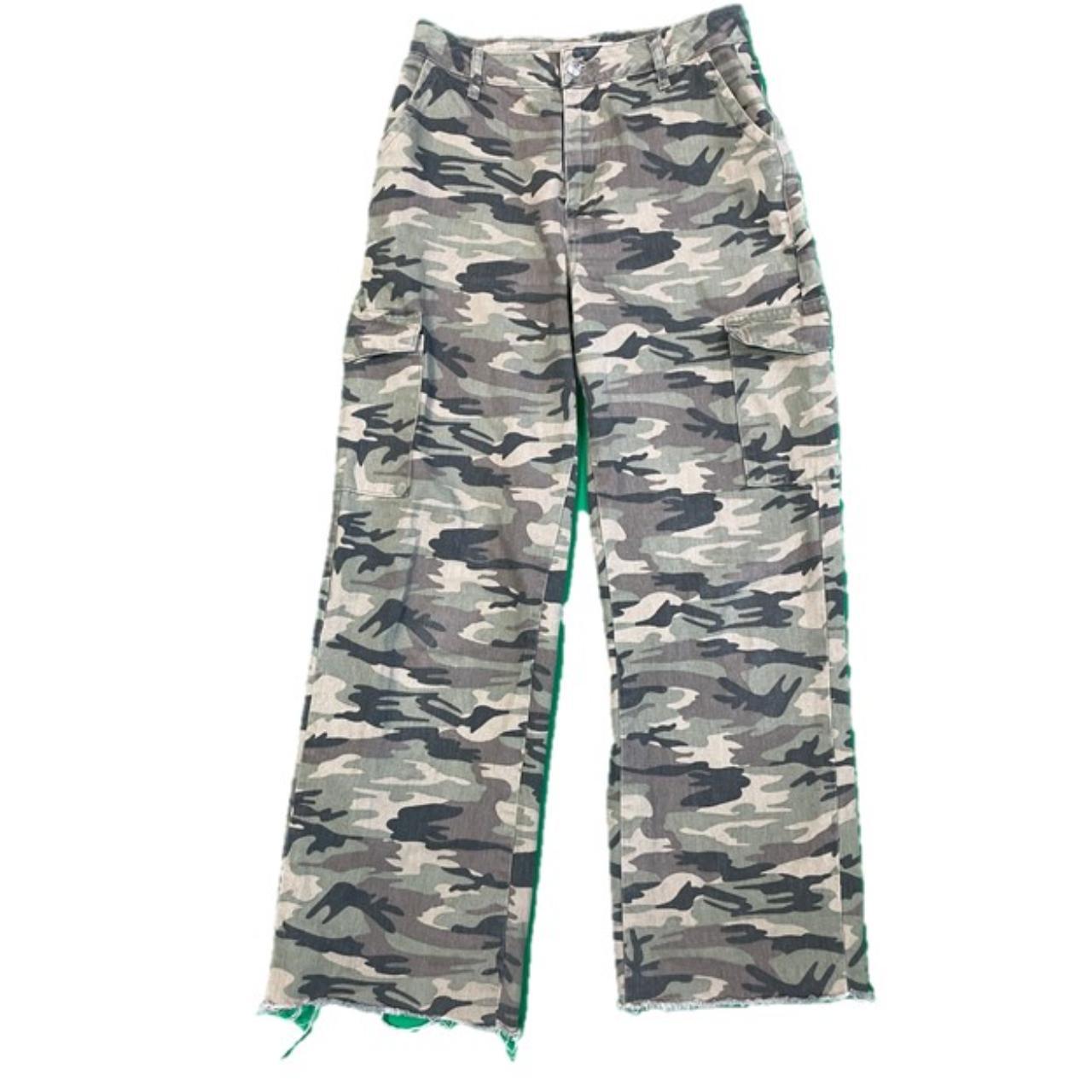 Women's Green Camo Utility Pants - Bash.com