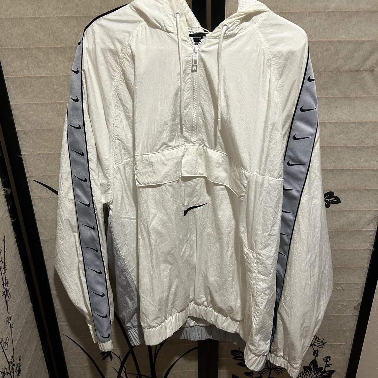 nike windbreaker wit