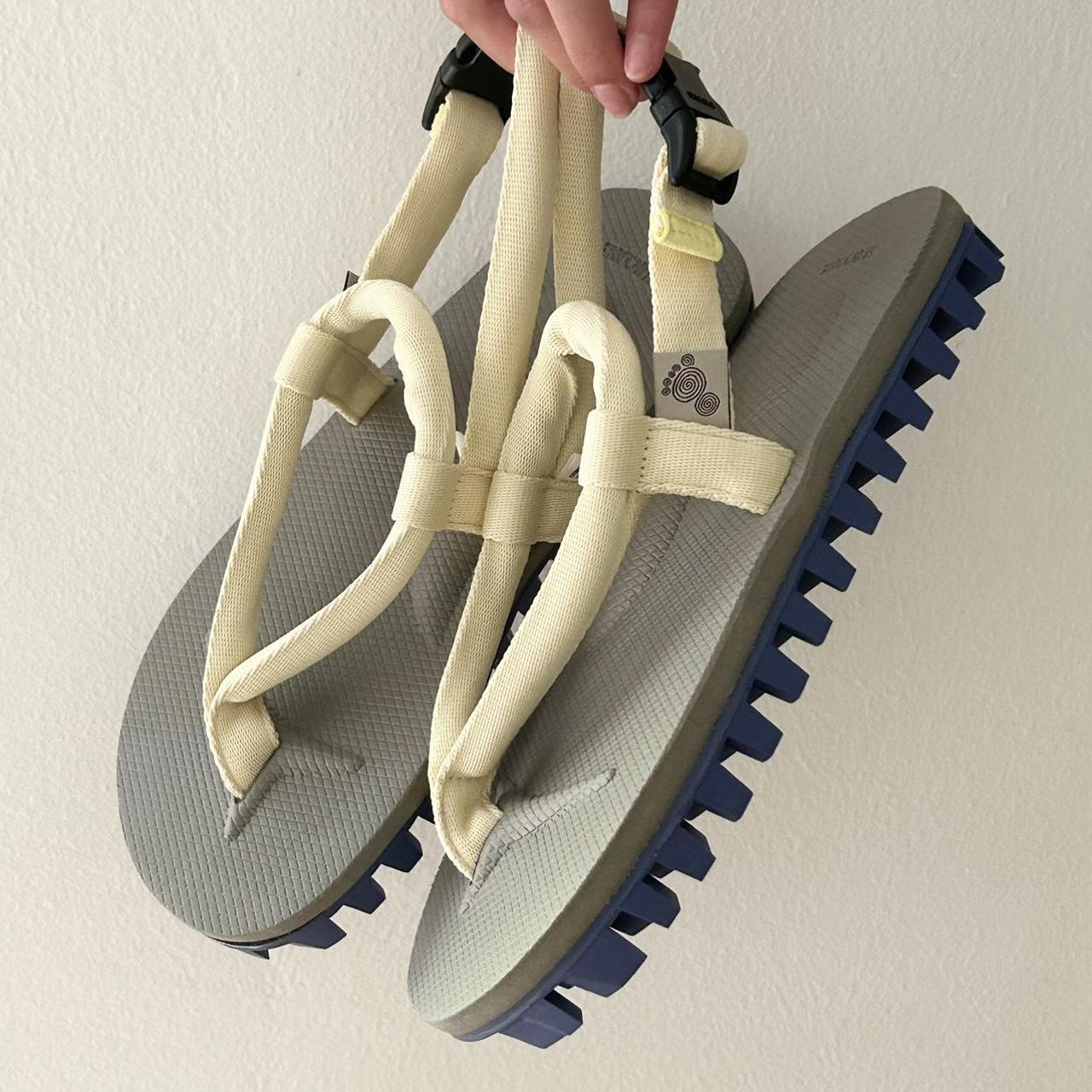 sandals like suicoke