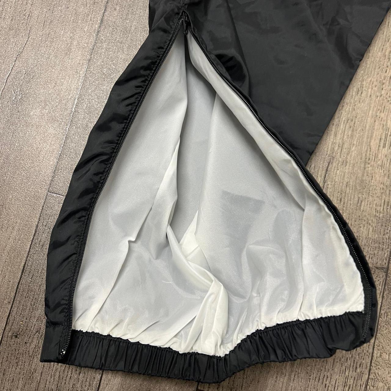 Nike Men's Sweatpants - Black/Grey - M – 90s Nike… - image 4