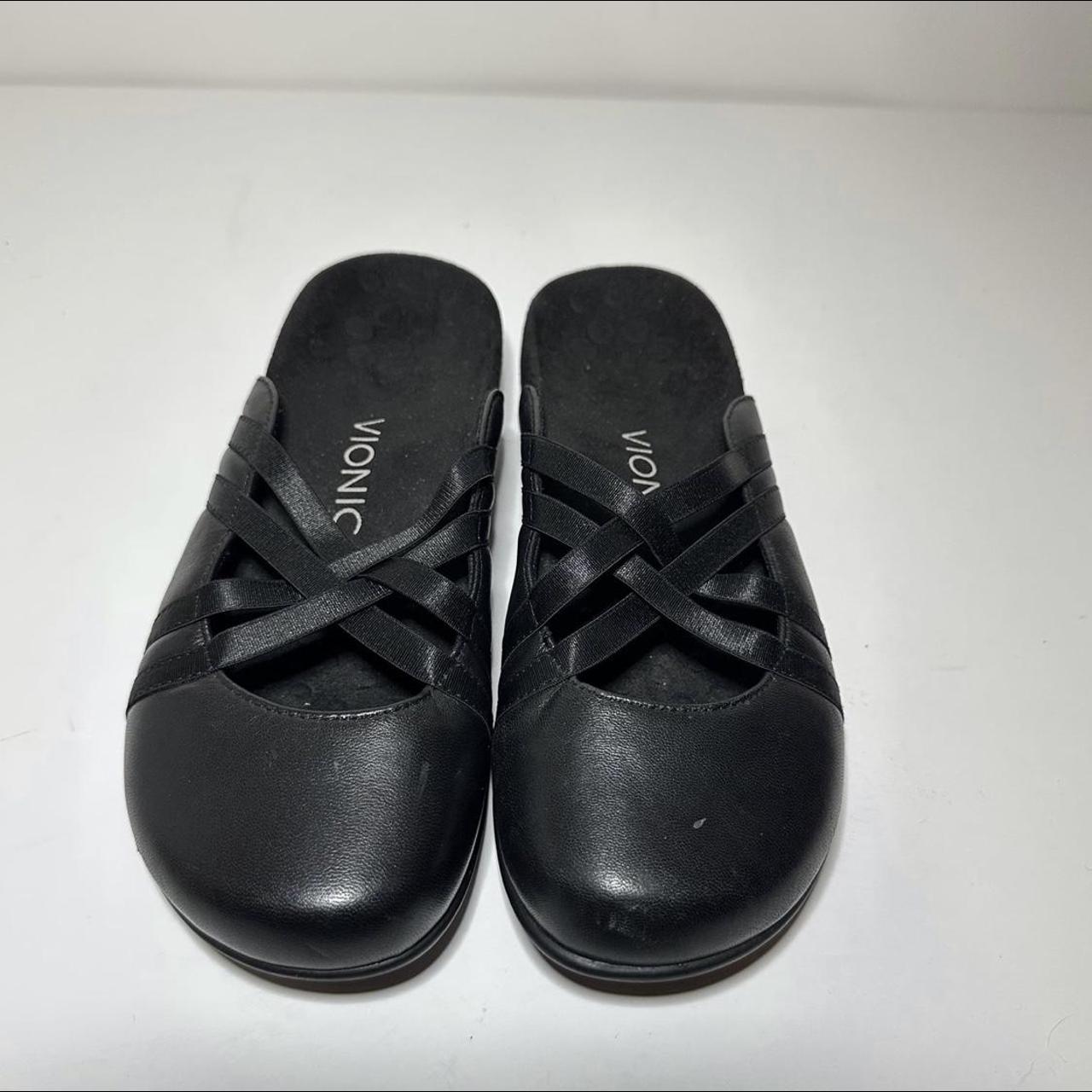 vionic black pumps