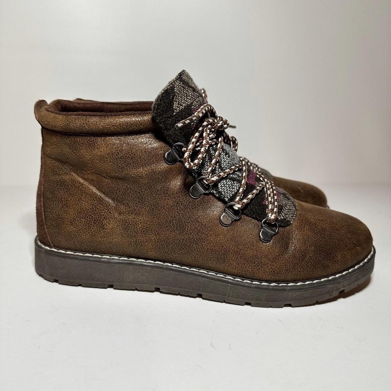 Skechers boots clearance 8.5