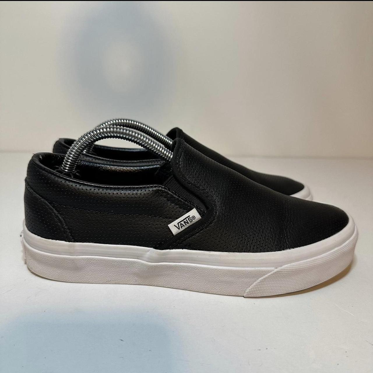 Vans mens black hot sale leather shoes