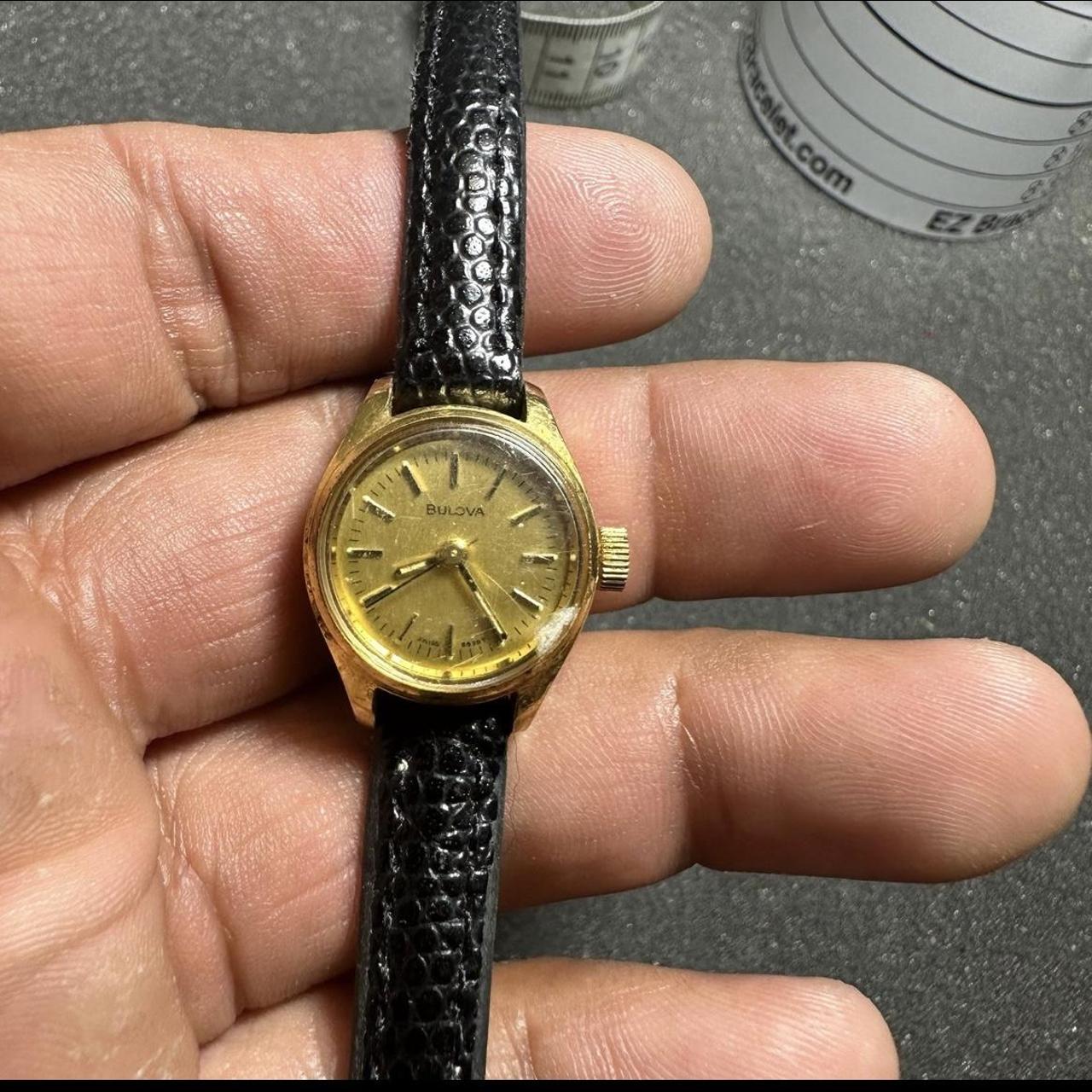 Vintage bulova sale wind up watch