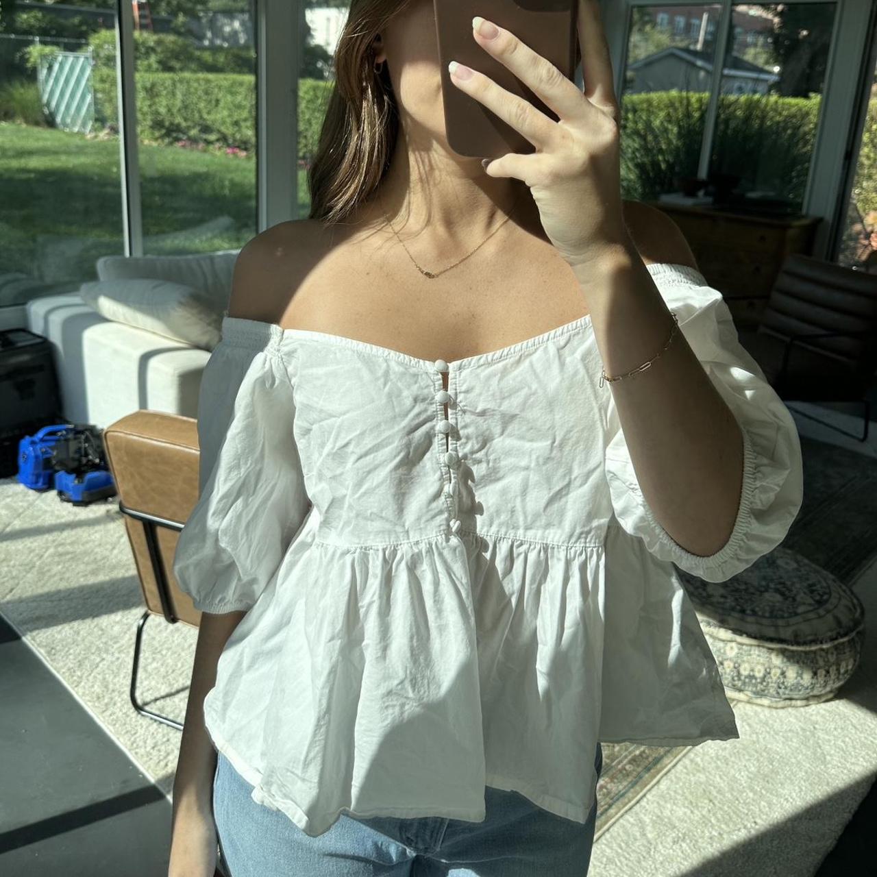 Off the left shoulder tops hot sale