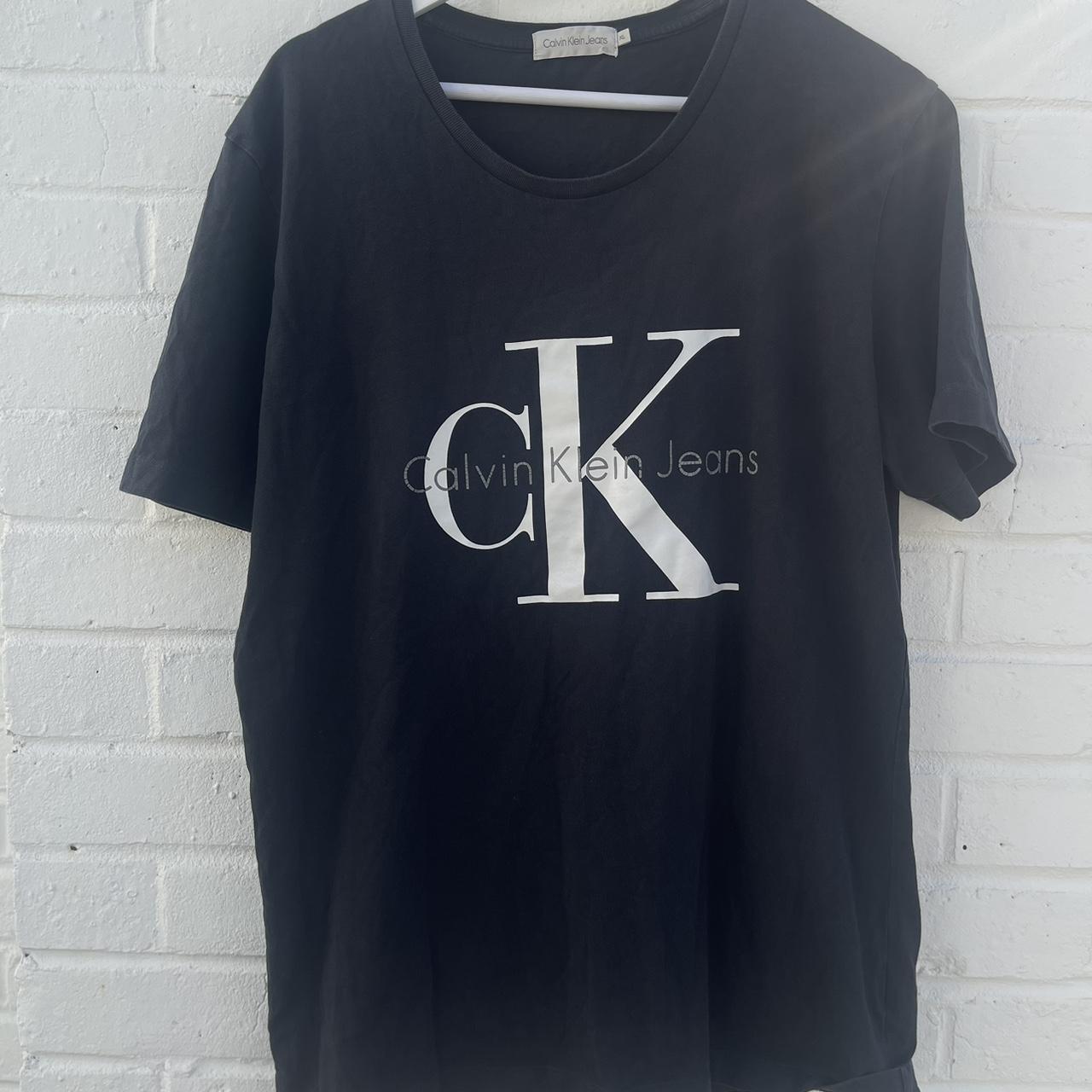 Calvin Klein Mens T Shirt XL Black White Spell Out Ck - Depop