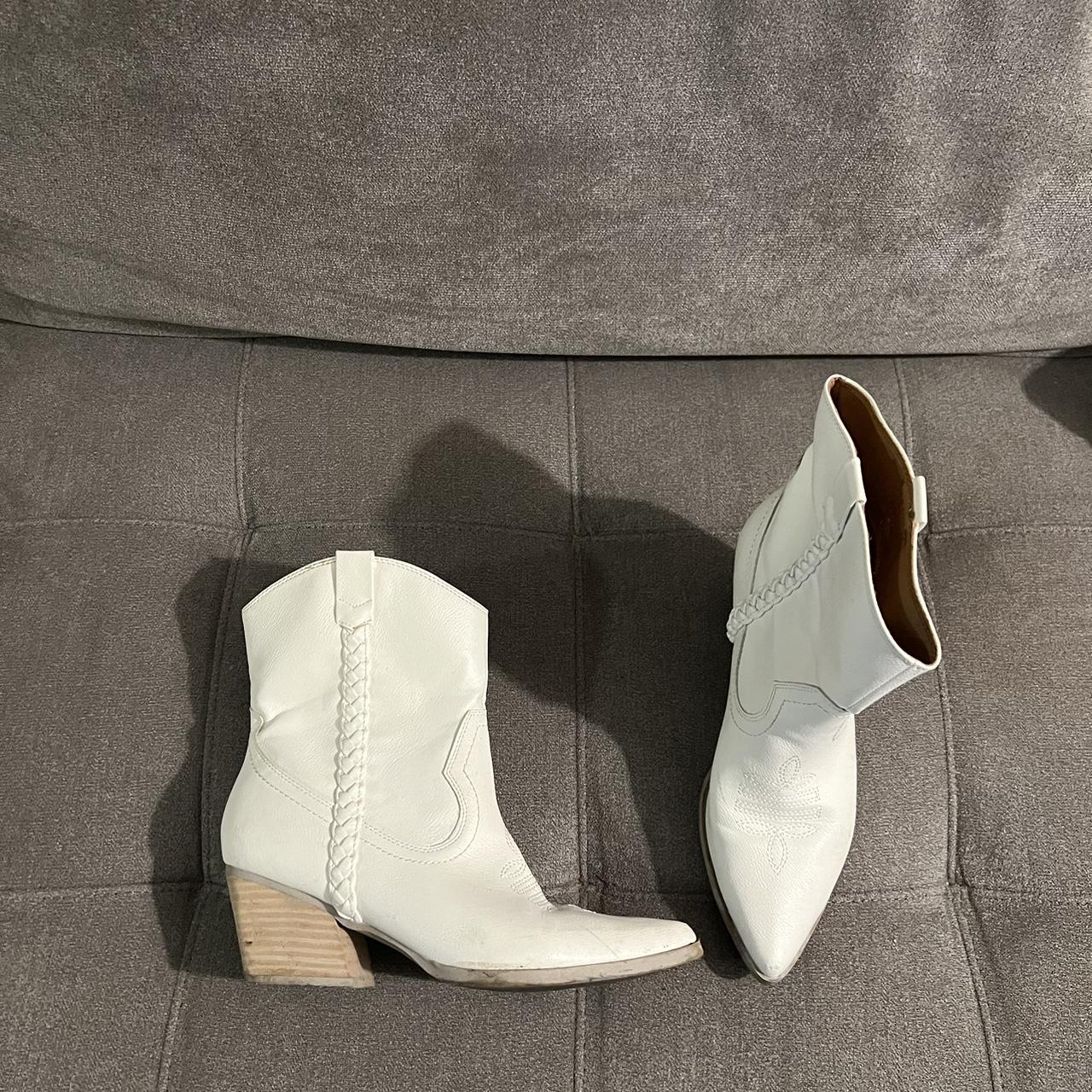 dolce vita cowboy boots