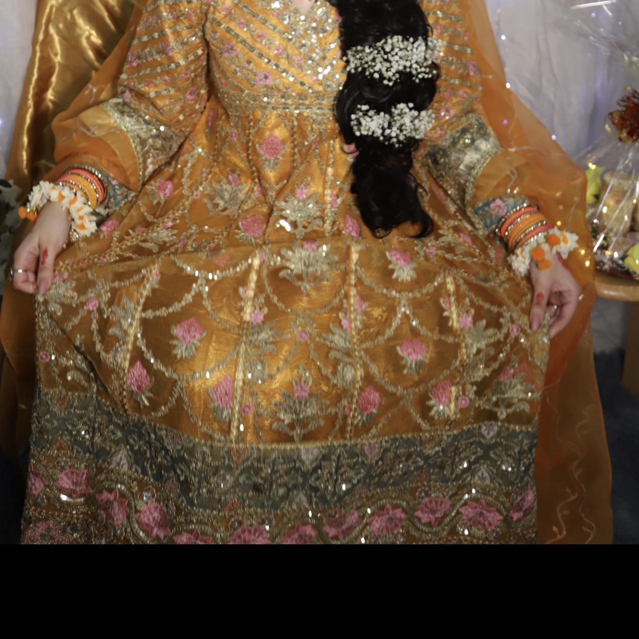 Mehndi dress shop for sale