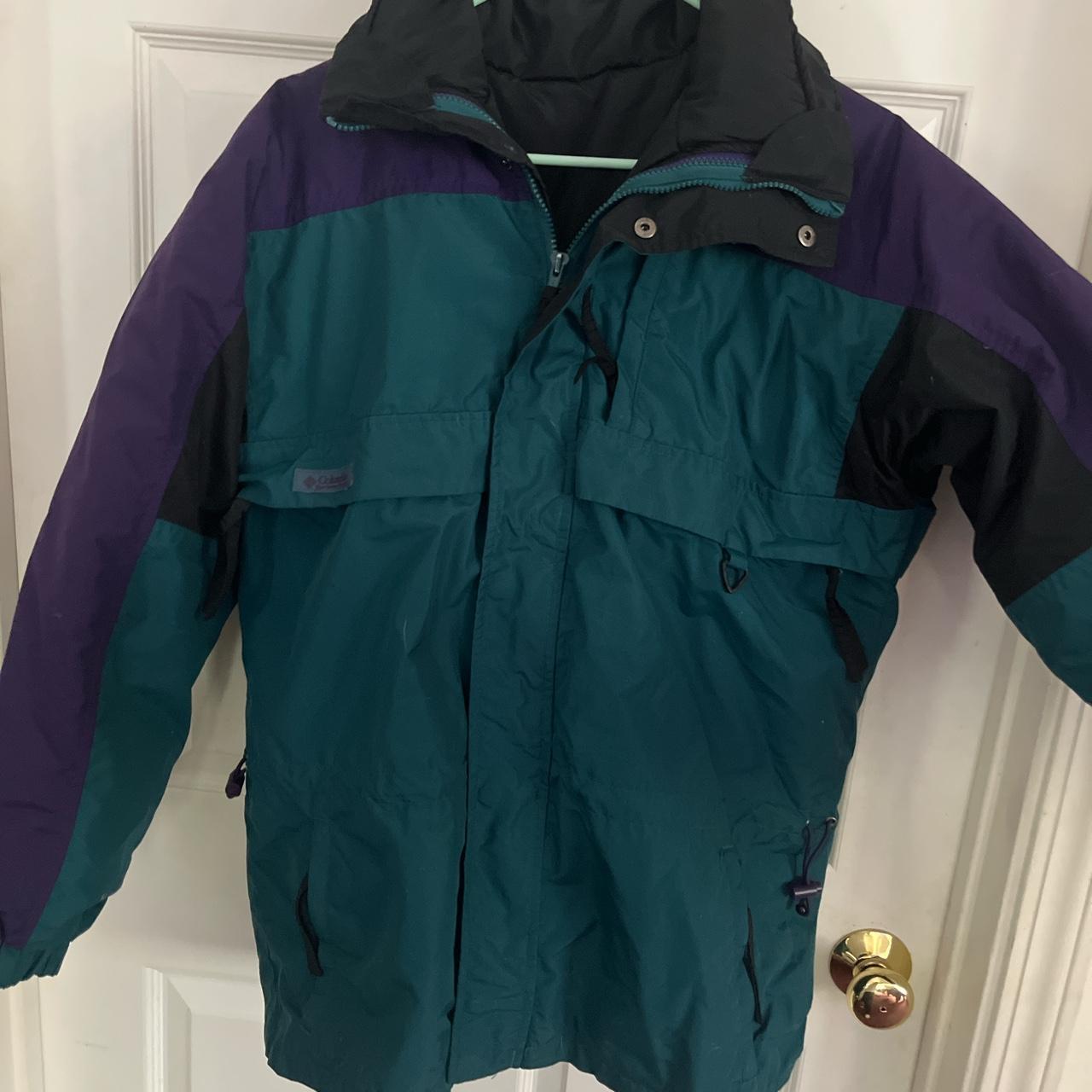 Vintage double layered Columbia ski jacket, Size: M...