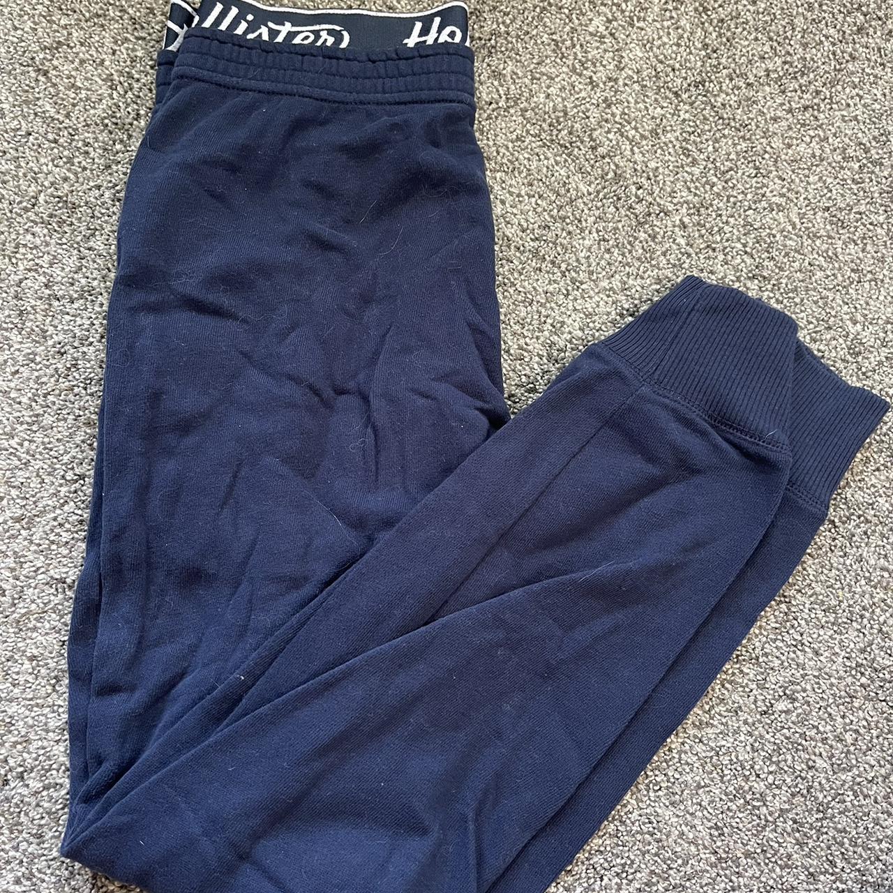 navy blue hollister high rise sweatpants - Depop