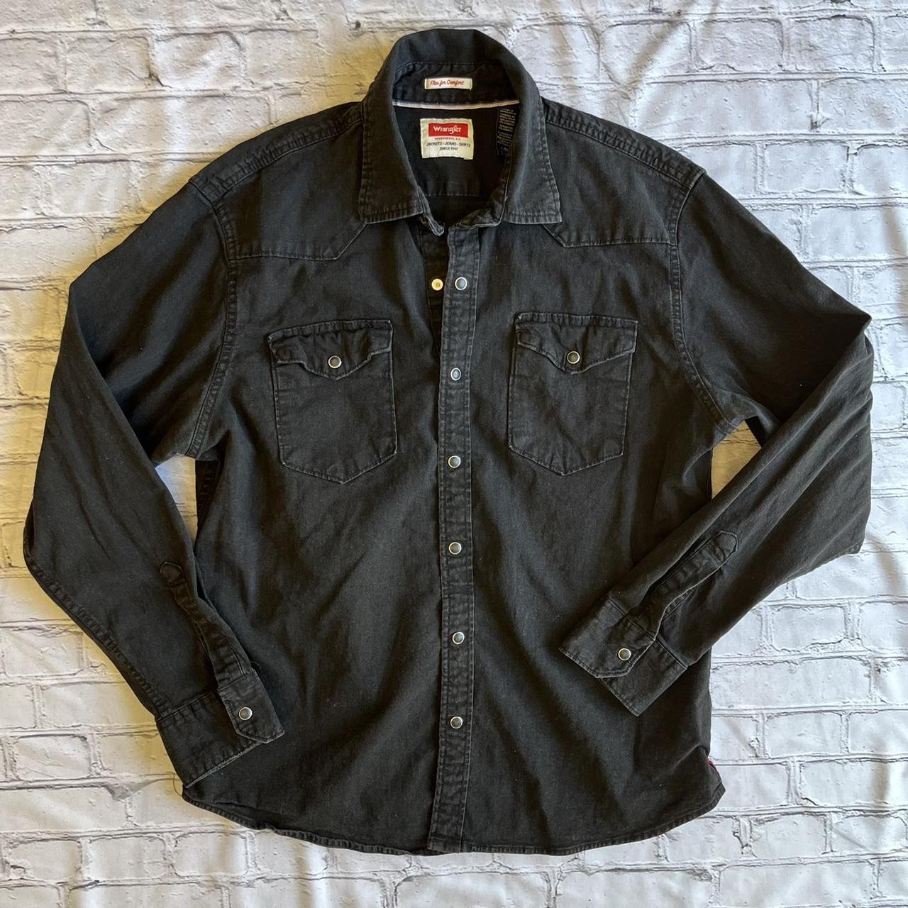 Wrangler Men's Black Shirt | Depop