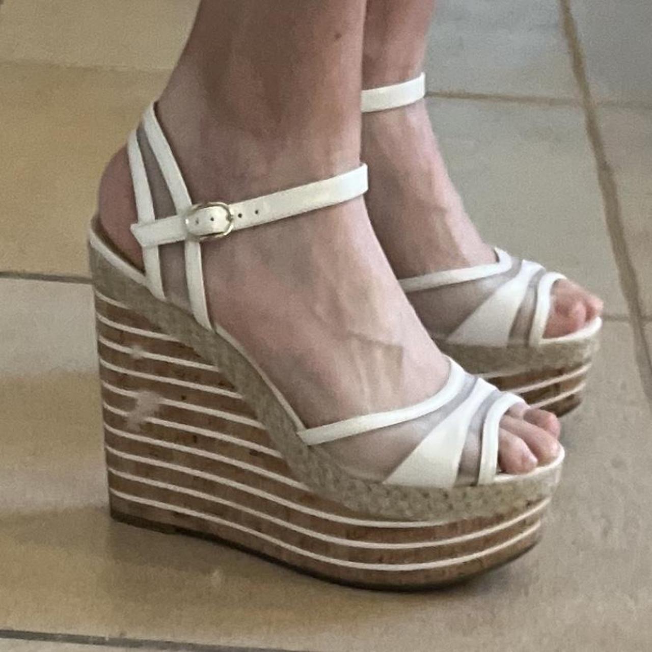 Enzo angiolini wedge online sandals