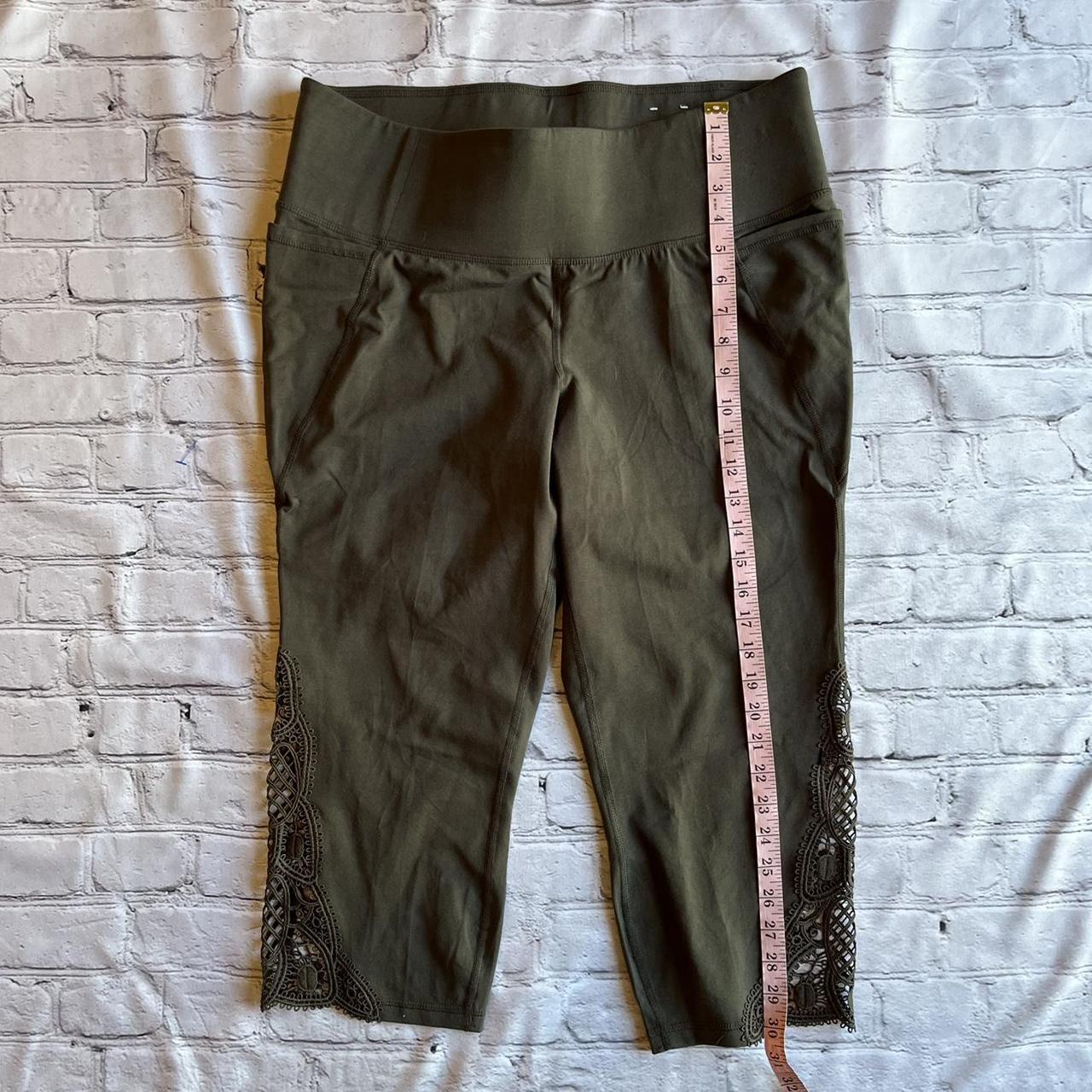 Lane Bryant Livi Active Pants Size 26/28 W44xL22 - Depop