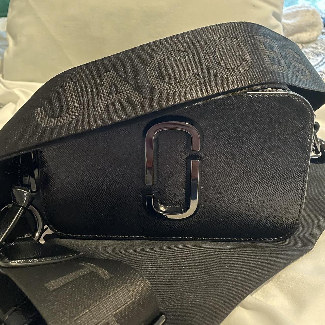 black marc jacobs snapshot bag **one of the zippers... Depop