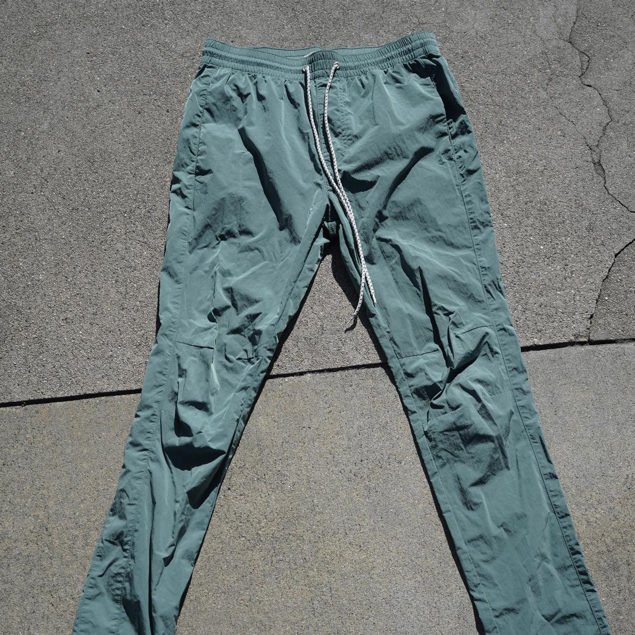 Patagonia baggies hot sale pants green