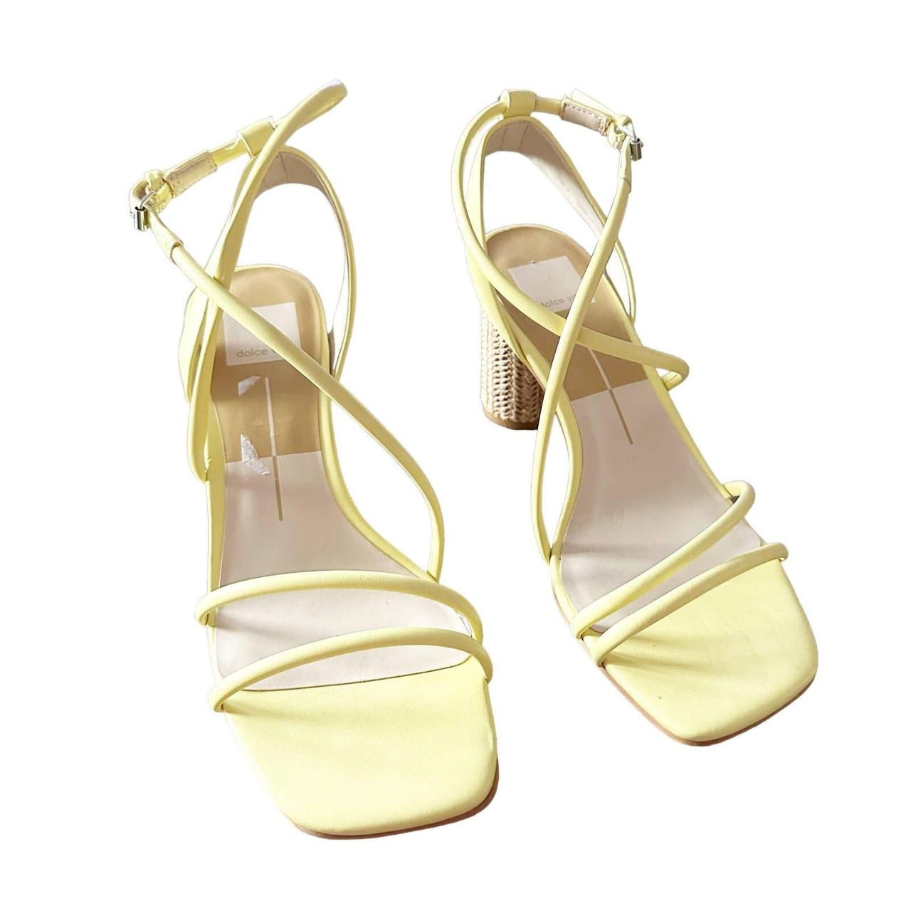 Nico sandal best sale dolce vita