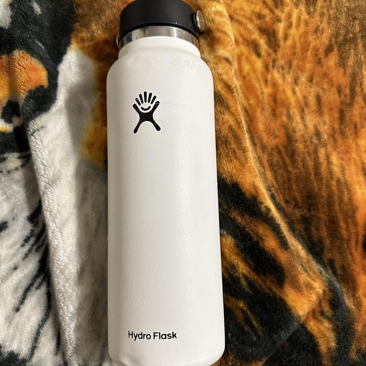 limited edition lavender (Fog) 21oz hydroflask new, - Depop