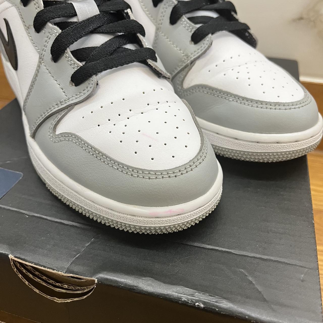 Jordan Women's White and Grey Trainers | Depop