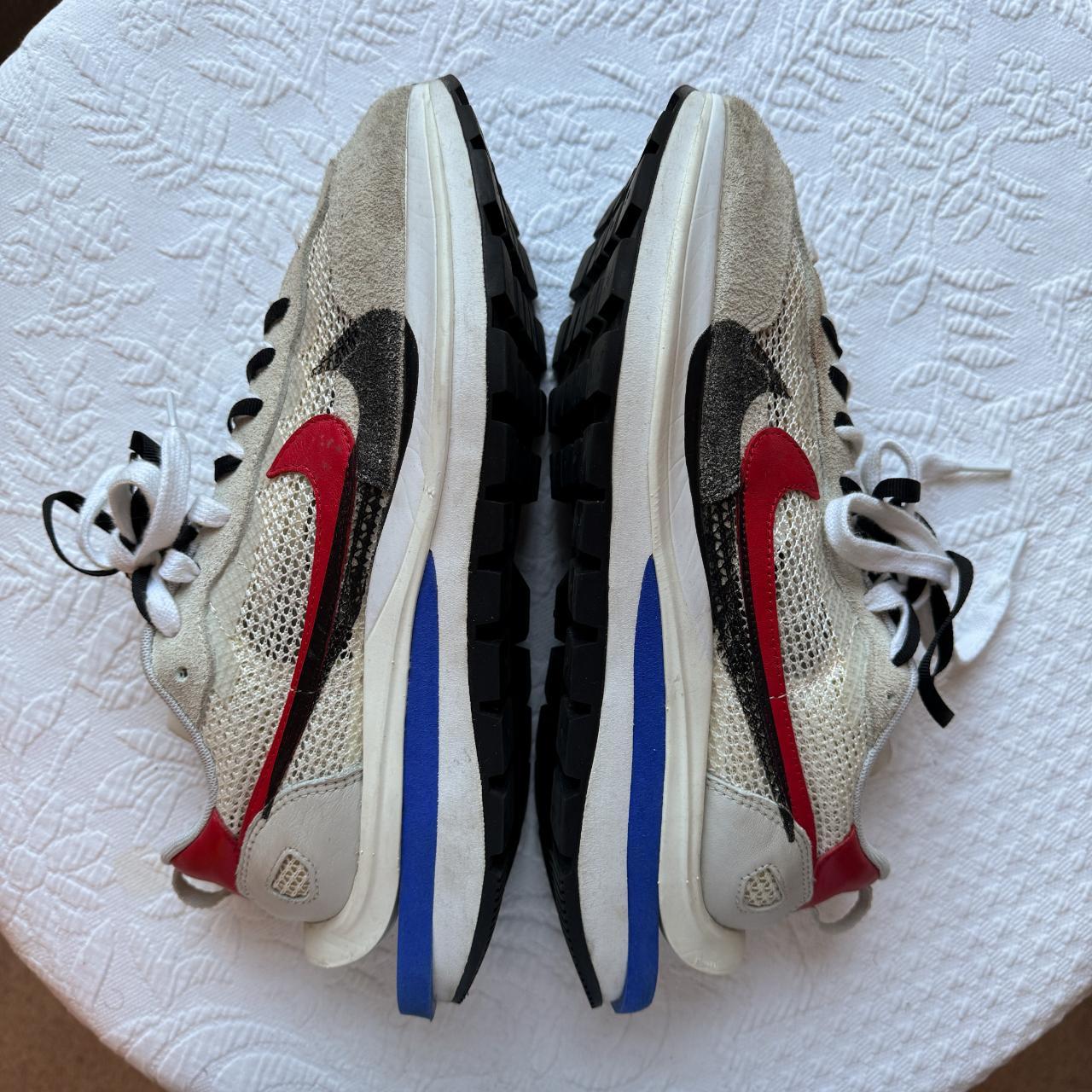 nike sacai vaporwaffle sport fuchsia