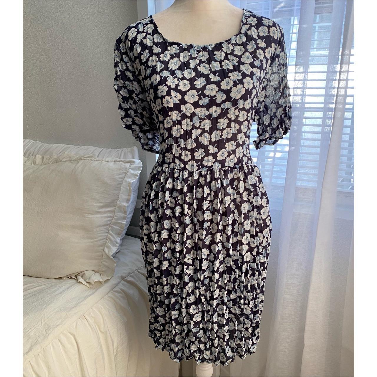 item listed by moriahinretrograde