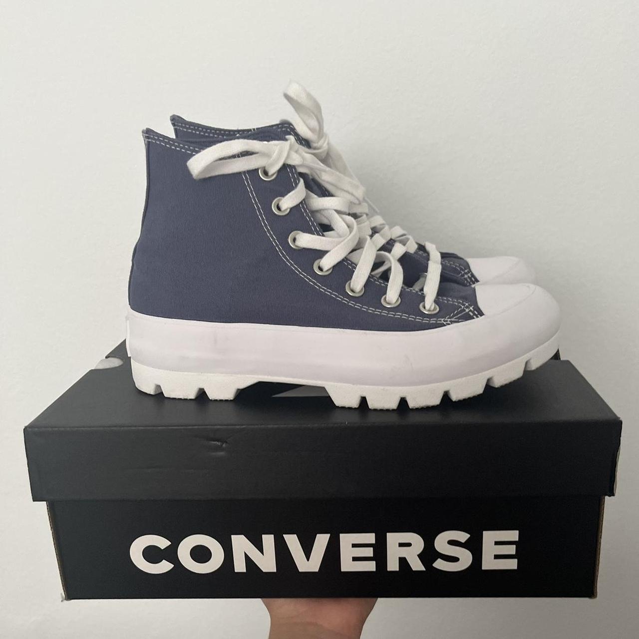 Converse Women's Blue and Grey Trainers | Depop