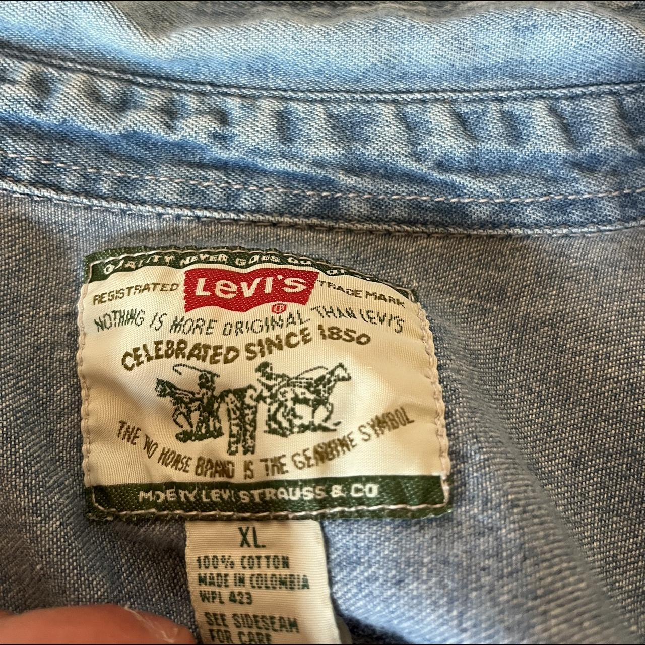 XL Vintage Levi’s Denim Jacket. Size XL and true to... - Depop