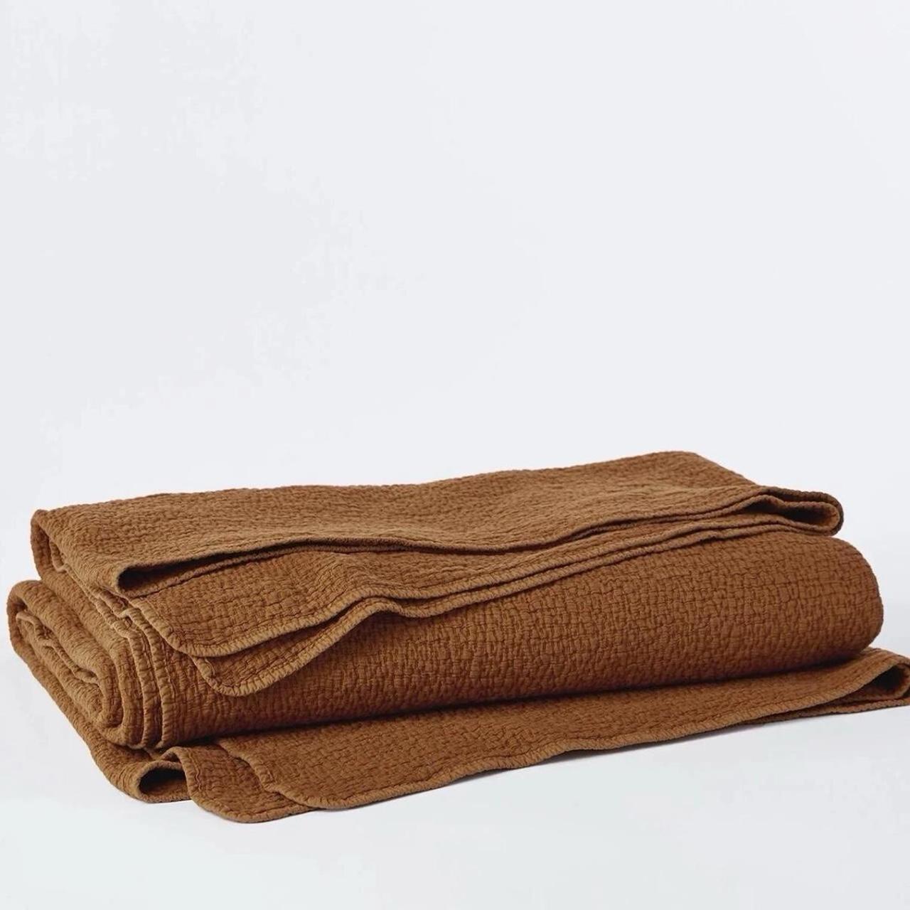 item listed by staygolden515