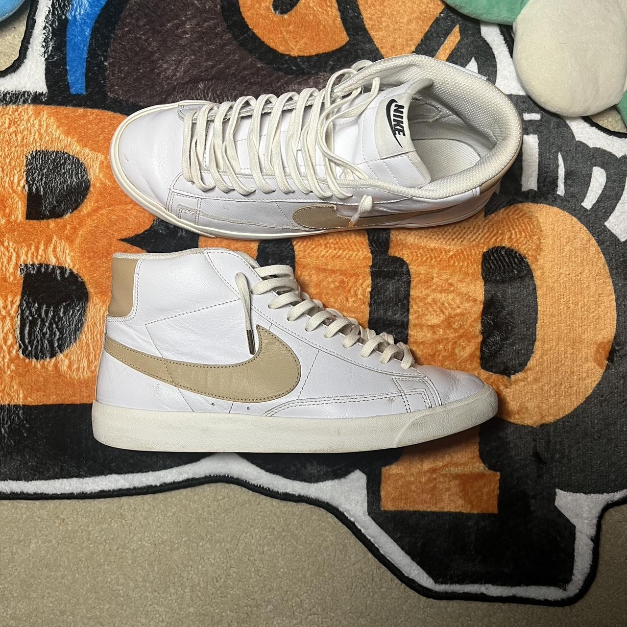 blazer mid light patina