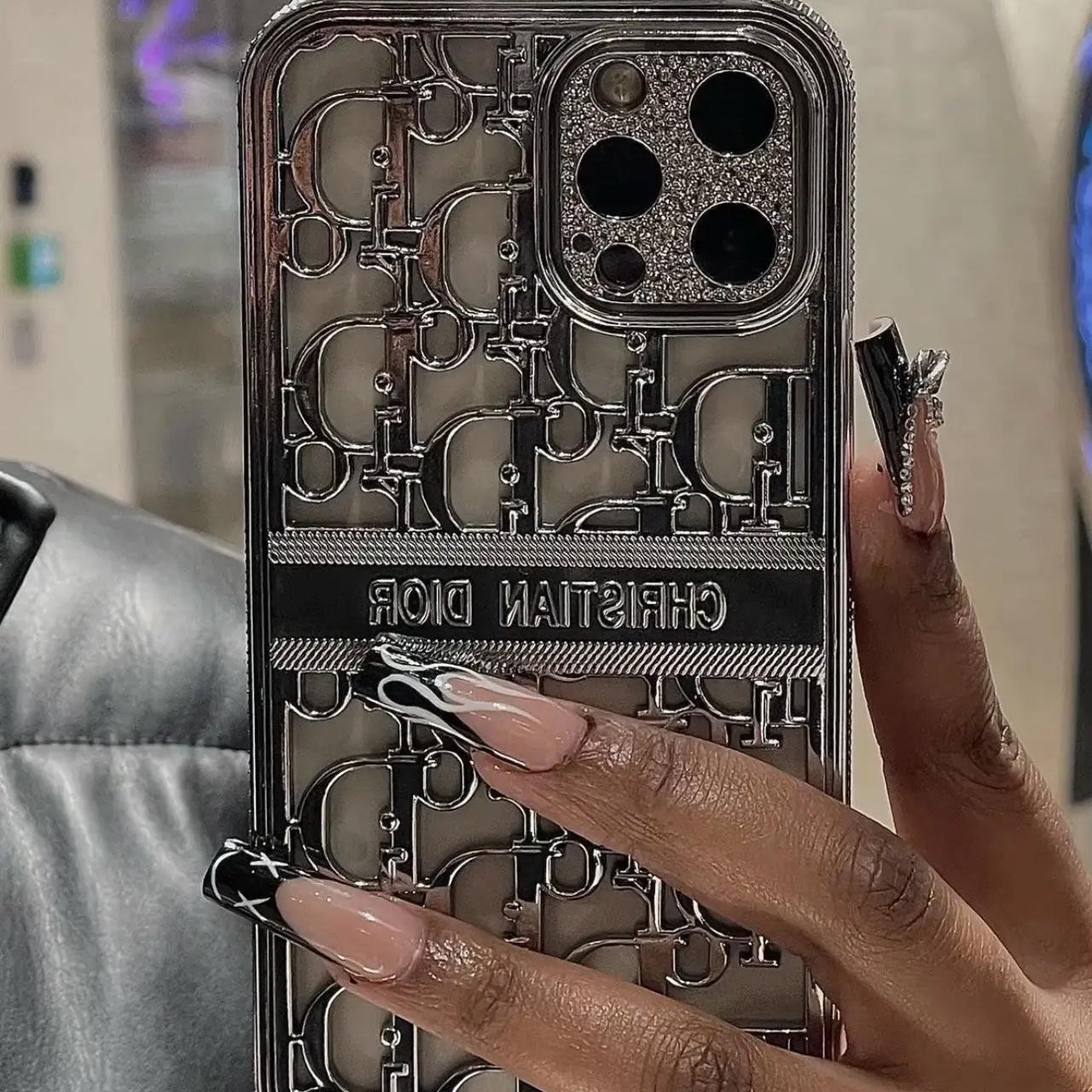 Christian Dior - dior iphone11pro ケース 2025年最新】dior iphone11proの人気アイテム - メルカリ