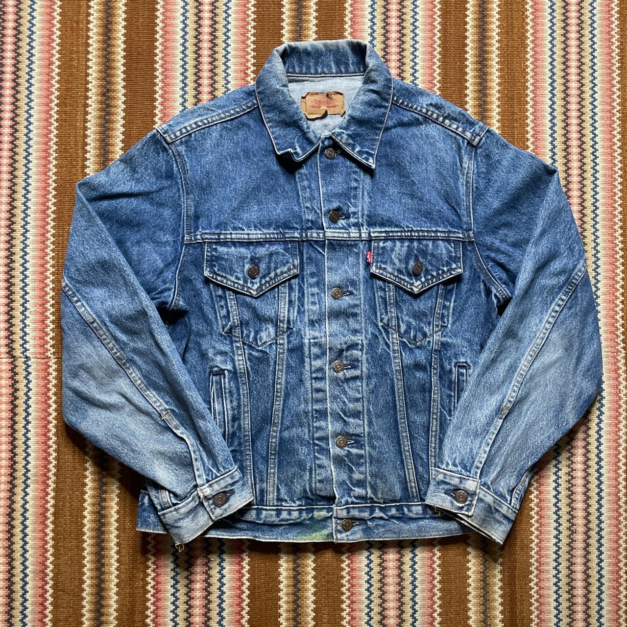 Levi's trucker outlet jacket measurements