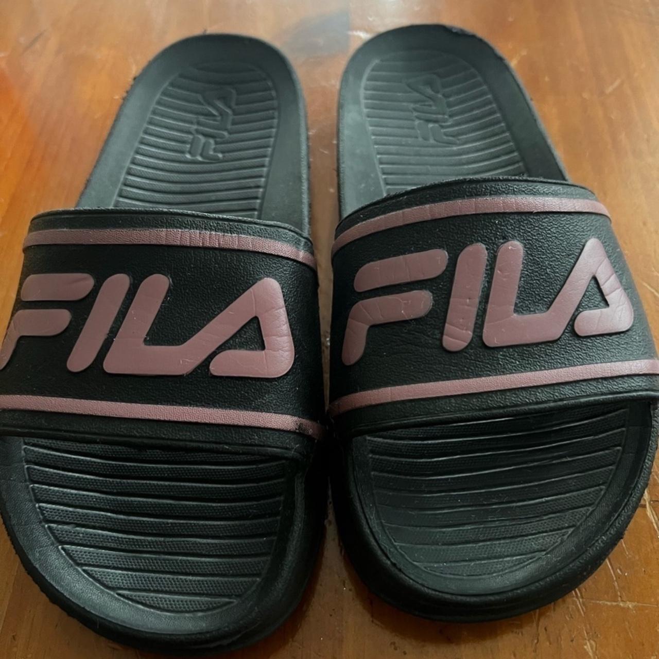 Black and pink fila slides best sale