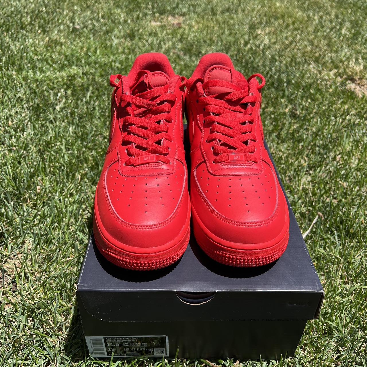 All red nike trainers best sale