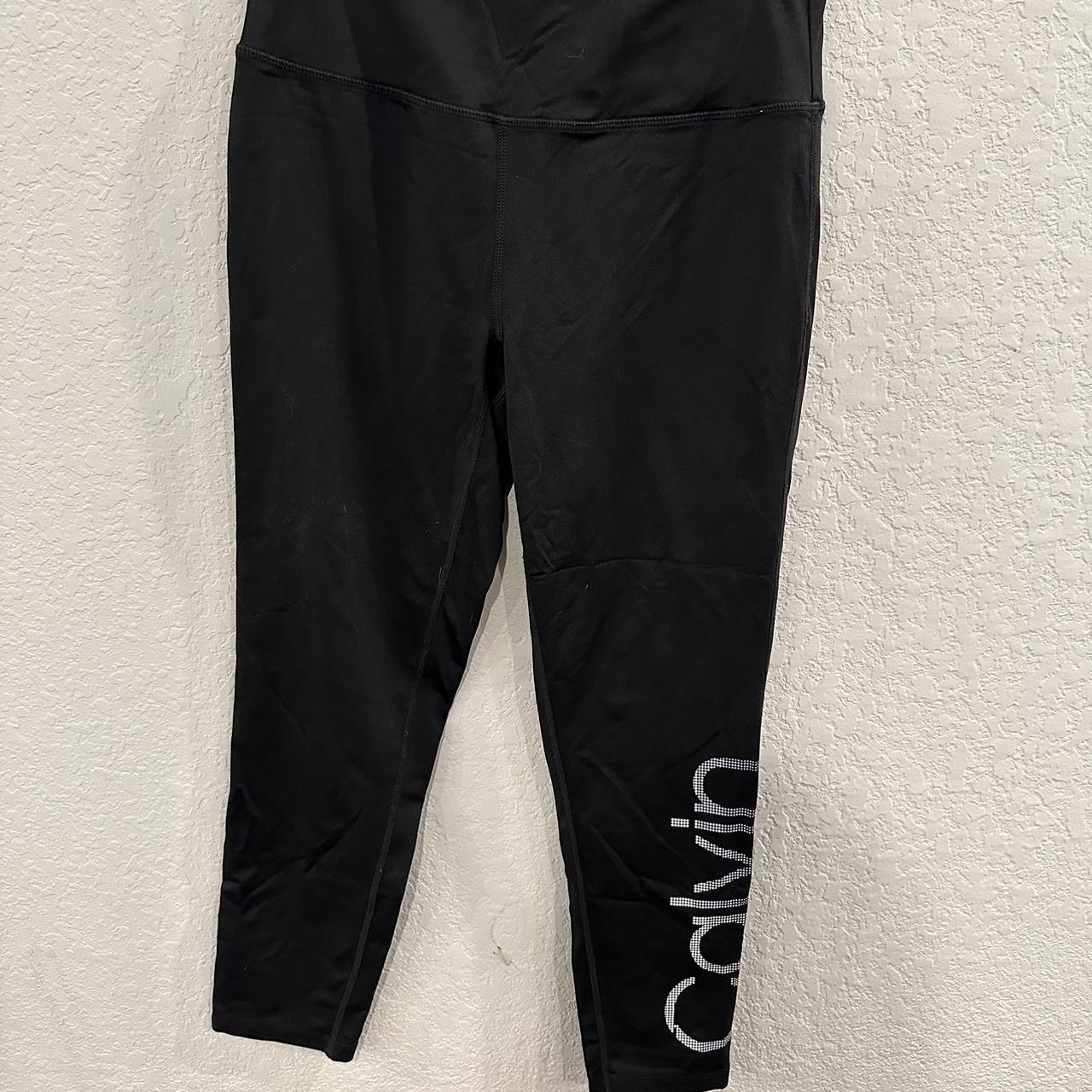 Calvin Klein Sportswear Women's Leggings | Depop