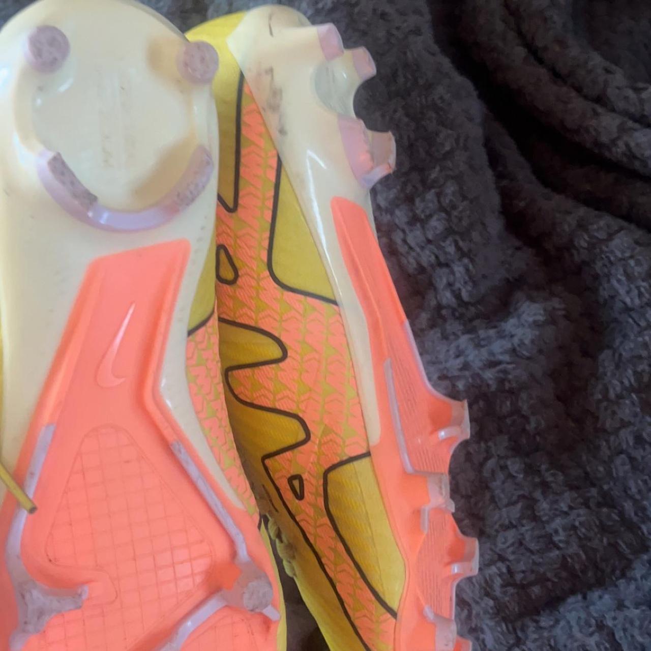 nike mercurial moulds