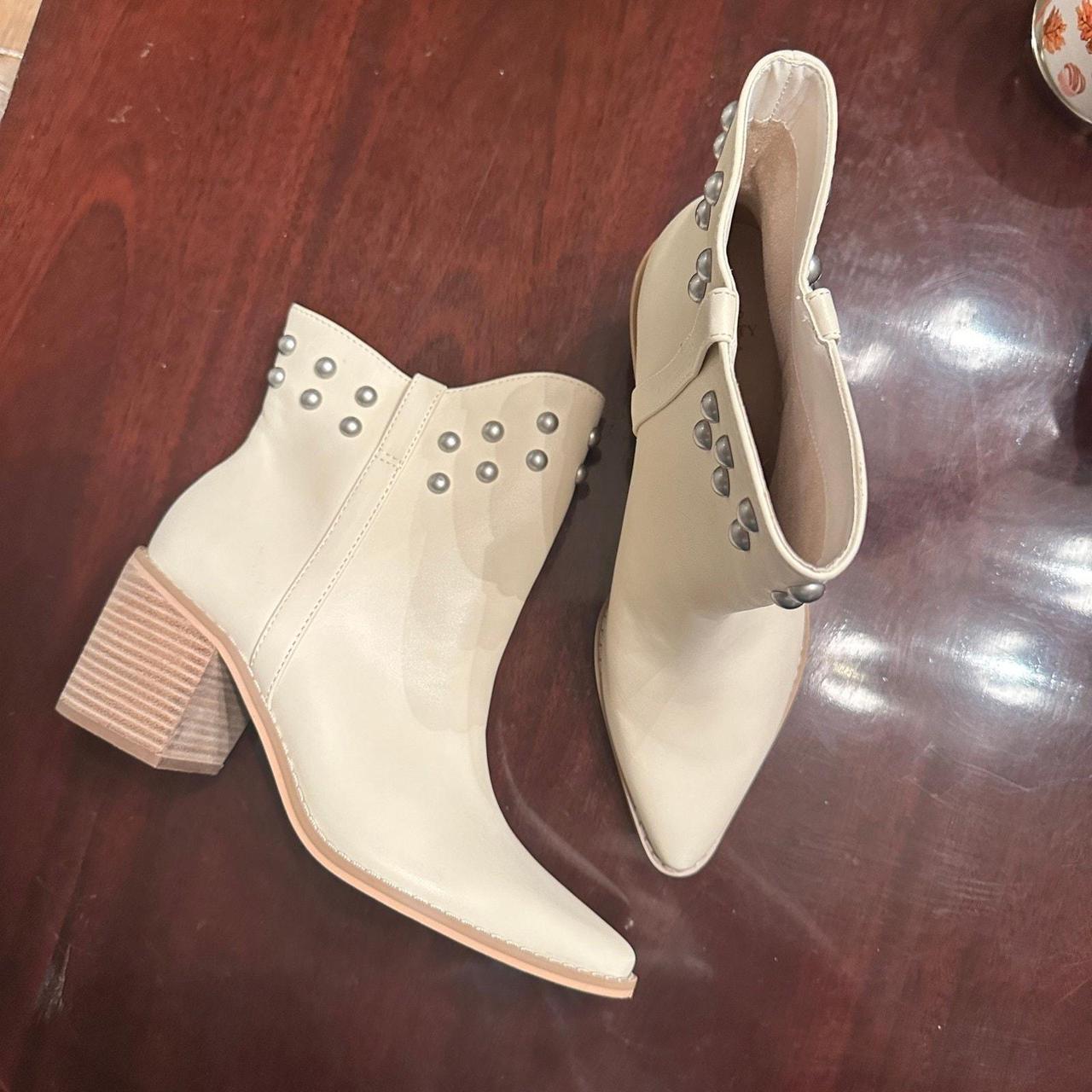 Source Unknown Women's Boots - Cream - US 9 – OAS… - image 2