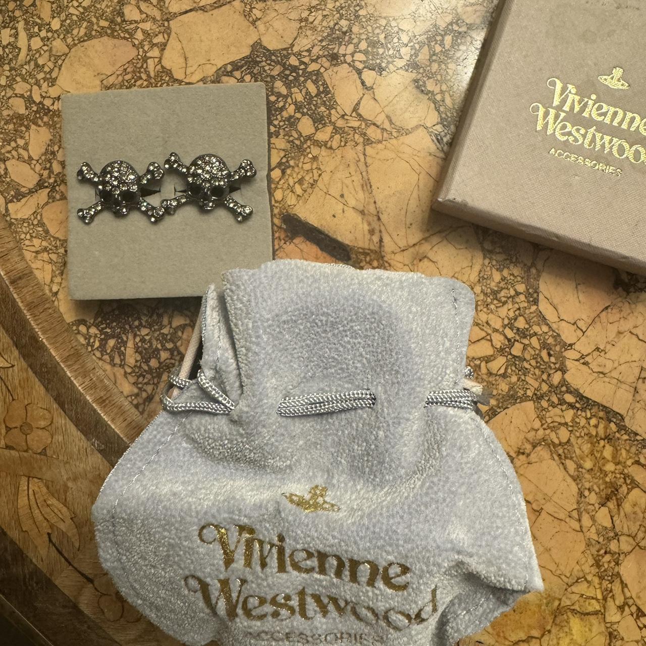 Vivienne Westwood スカルモチーフカフス Vivienne Westwood スカルモチーフカフス Vivienne Westwood