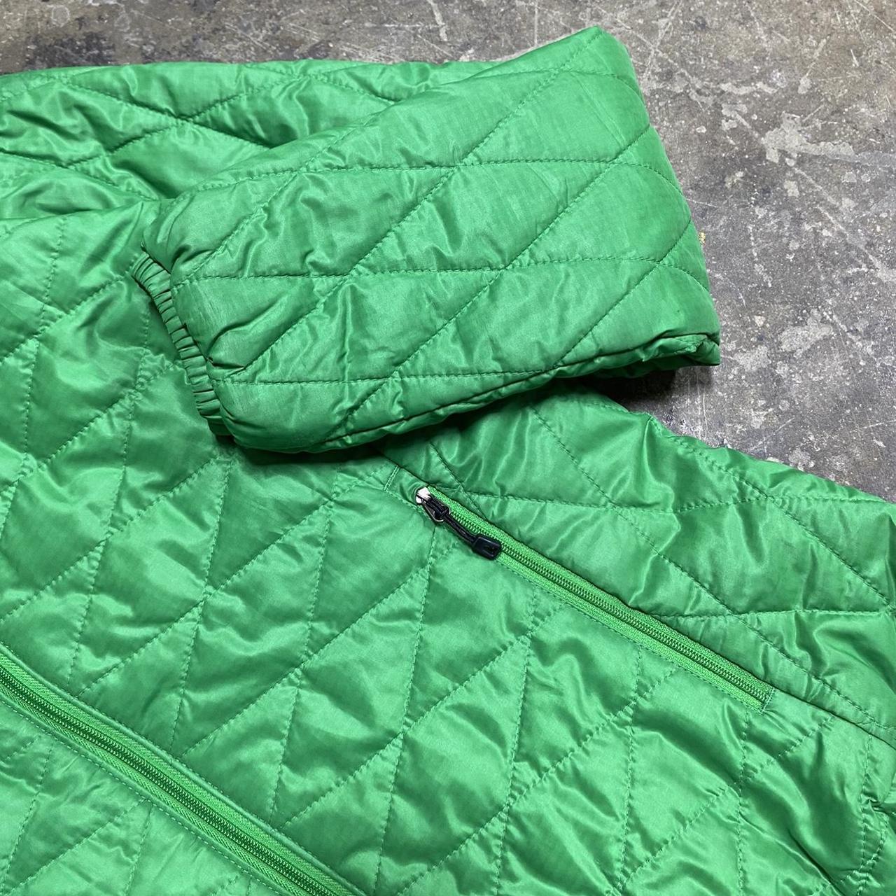 Patagonia Women's Green Jacket Depop
