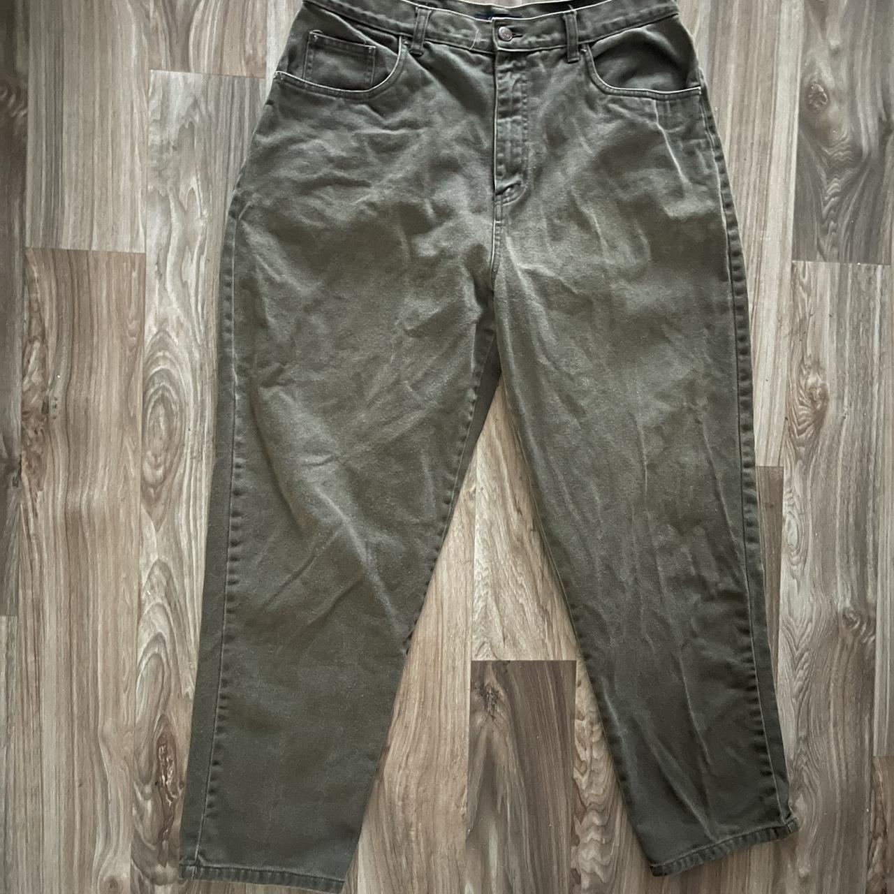 Vintage Bill Blass green mom jeans. Short inseam 28... - Depop