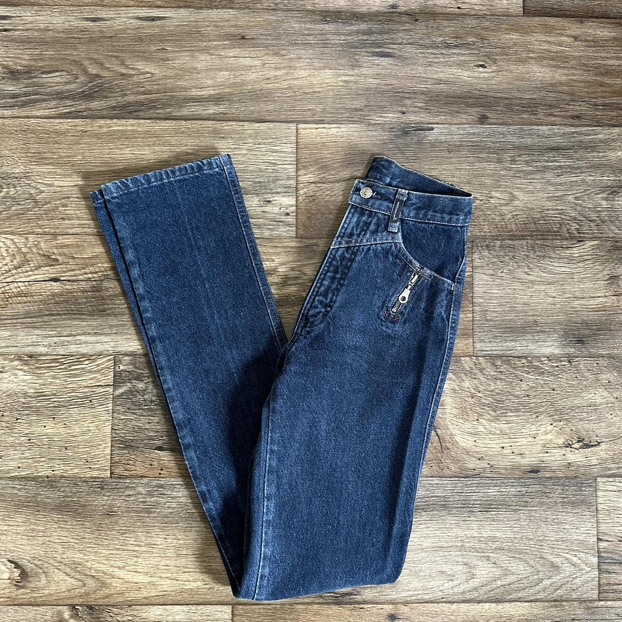 90s Western Rockies Jeans. Zipper detail by pockets.